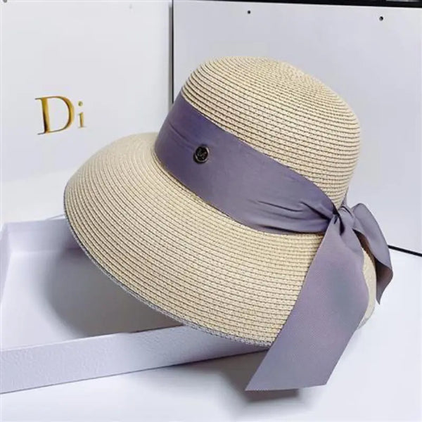 Retro Design Beach Hat.