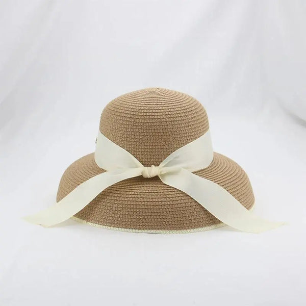 Retro Design Beach Hat.