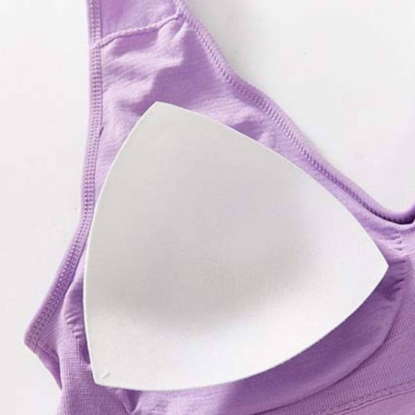 Comfortable Seamless Brassiere With Pads for Ladies.
